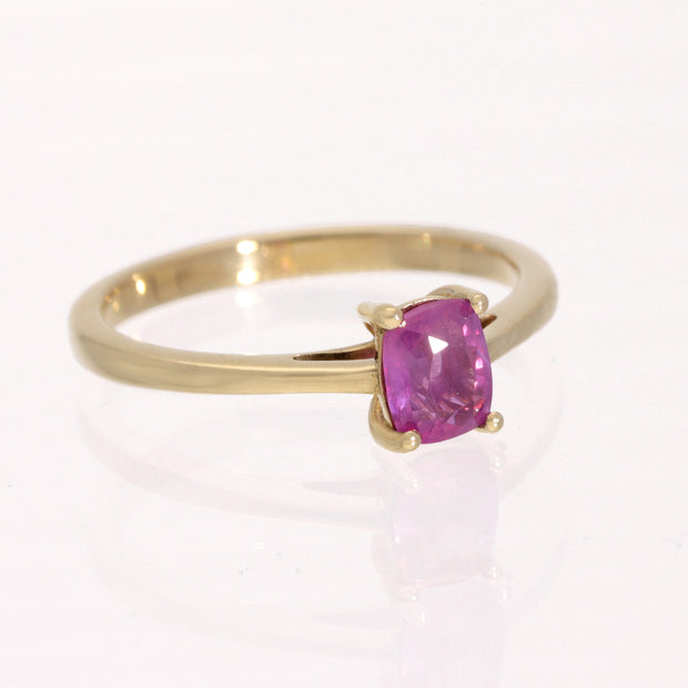 Pink Sapphire 14k Gold Ring Size 8 ½