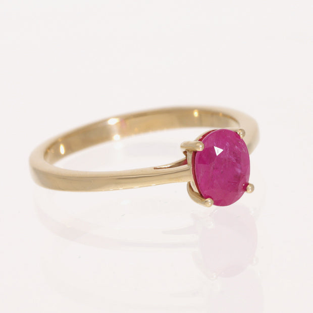 14k Gold Ruby Ring Size 7 ¾