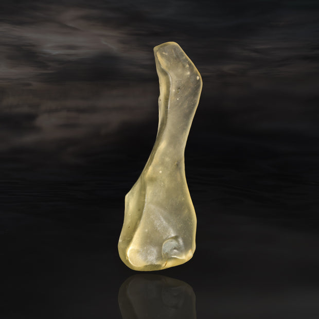 Natural Libyan Desert Glass Stone 6.1g