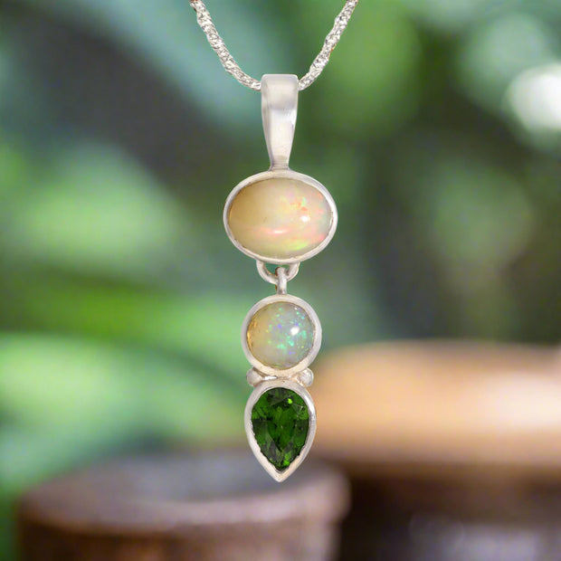 Welo Opal & Chrome Diopside Pendant