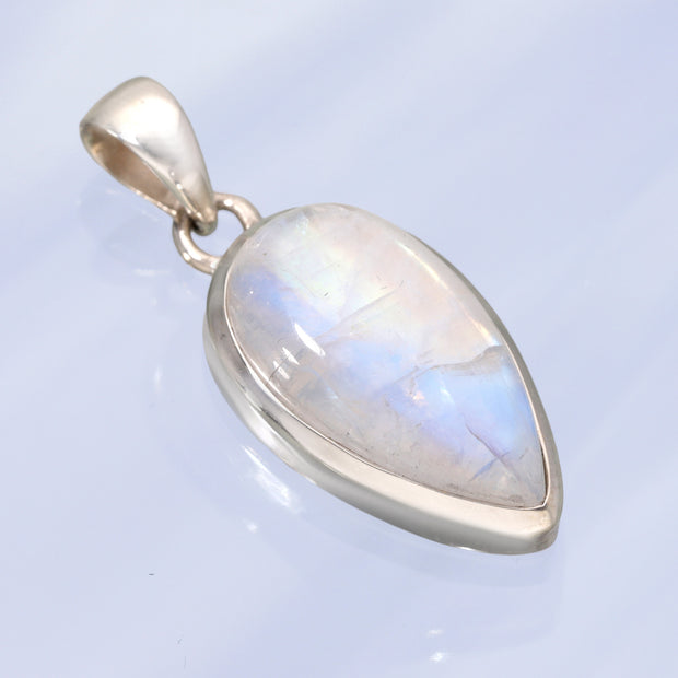 Beautiful Moonstone Silver Pendant