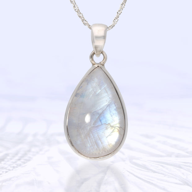 Beautiful Rainbow Moonstone Pendant