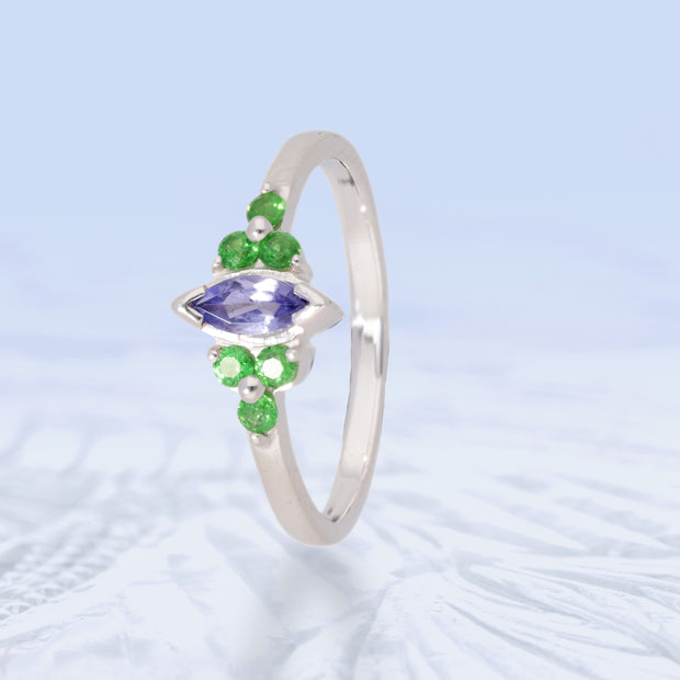 Tanzanite & Tsavorite Silver Ring Size 7