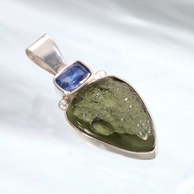 Kyanite & Genuine moldavite Pendant