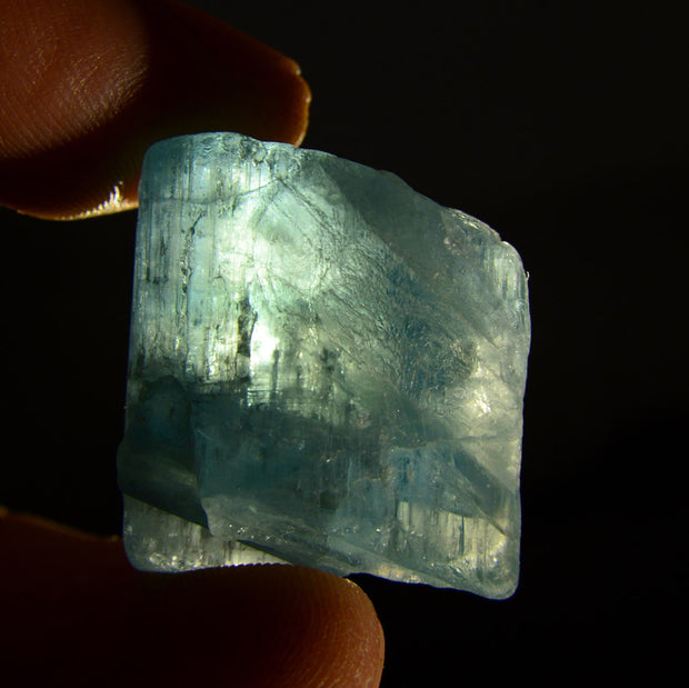 Raw Aquamarine Crystal 25.18g