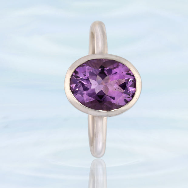 Sparkling Amethyst Gemstone Ring Size 7